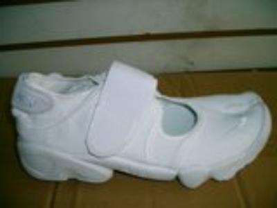 Nike Air Rift-14